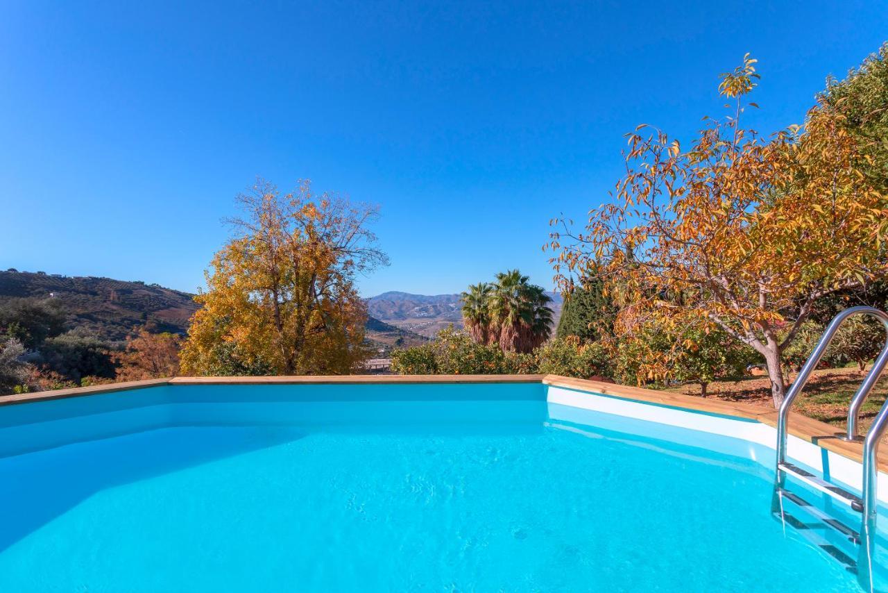 Casa Flores con Piscina interior climatizada Alcaucín Exterior foto