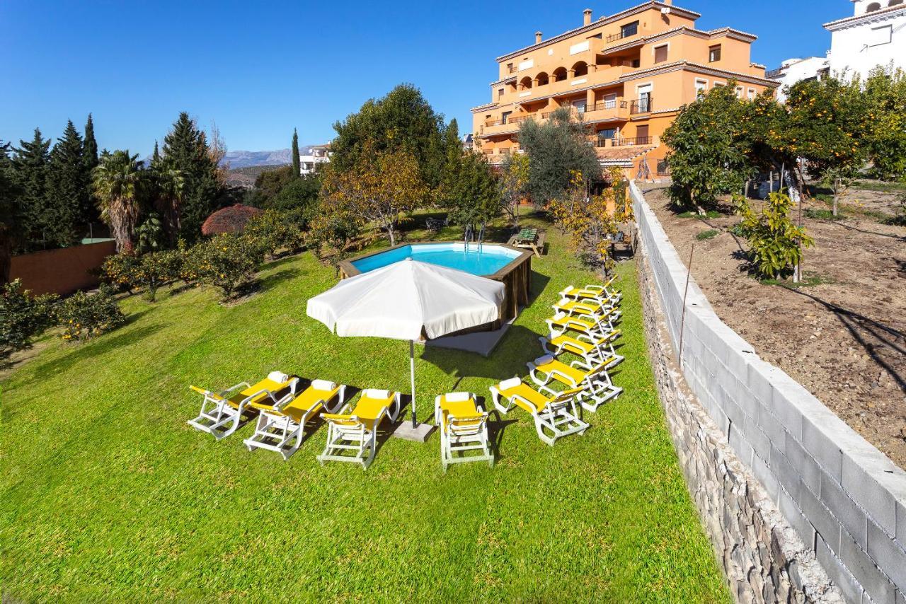Casa Flores con Piscina interior climatizada Alcaucín Exterior foto